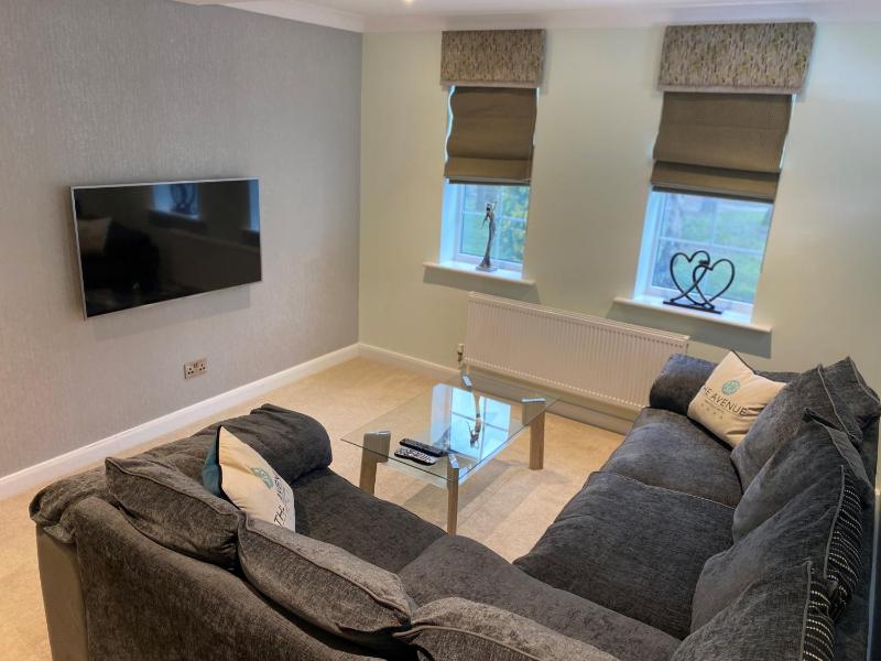 Deluxe Double Room (2 Adults + 1 Child) image 4