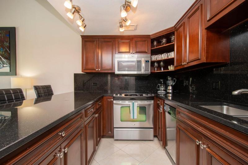 Beach Living at Island Pine Villas BLAW - image 14