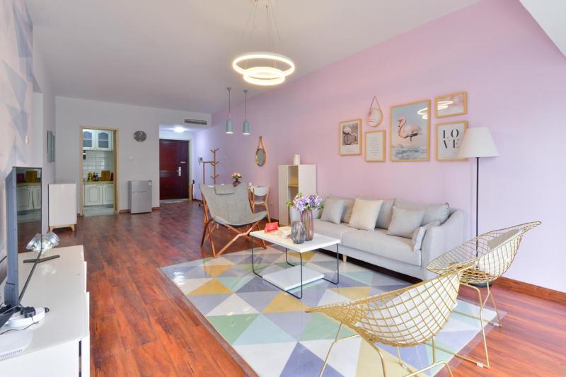 Locals Apartment House 90 - image 6