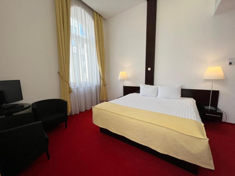 Suite with View image 1