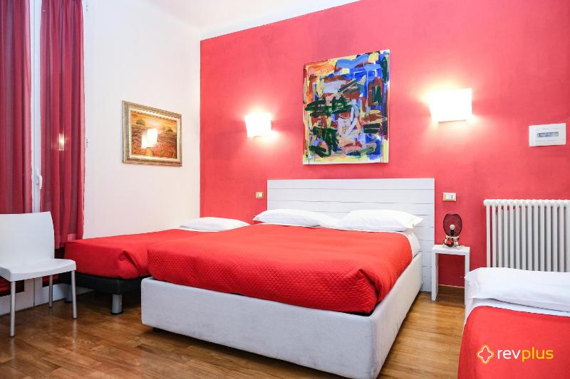 Quadruple Room image 1