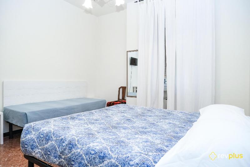 Lia Rooms 3 - image 8