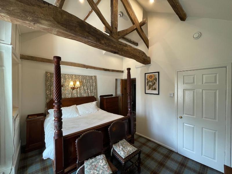 Double Room image 1