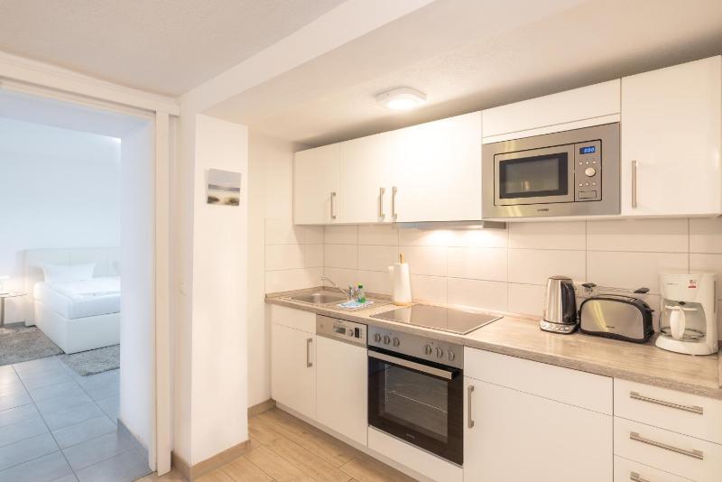 Apartment with Terrace image 3