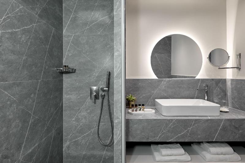 Premium Double or Twin Room image 3