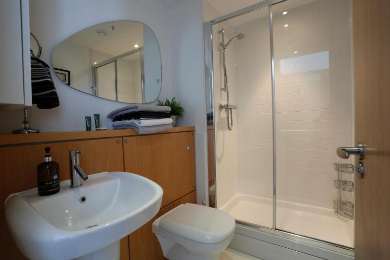 Two-Bedroom Apartment image 4