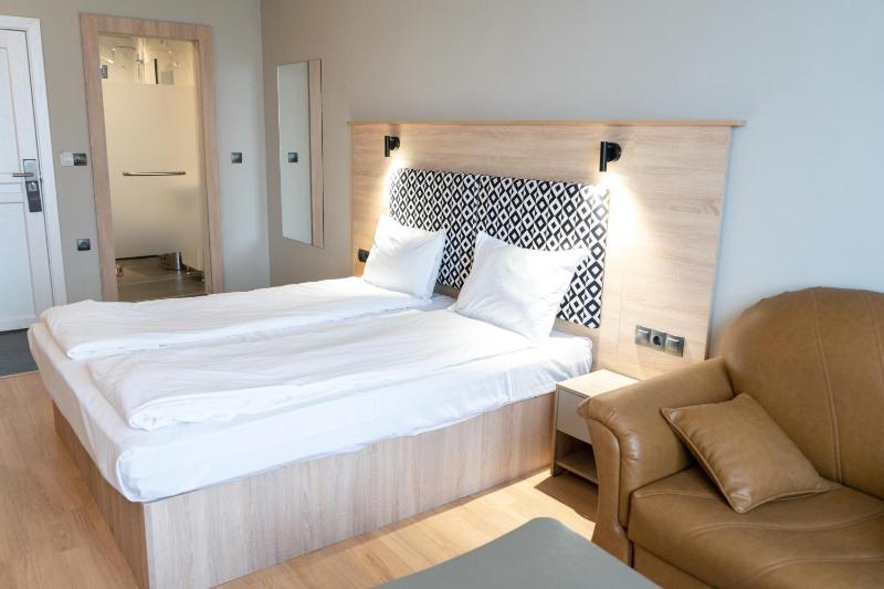 Double Premium Room image 3