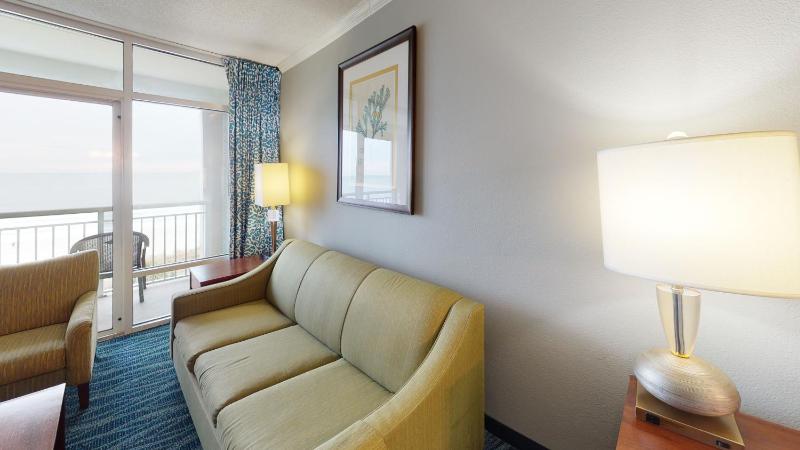 Oceanfront King Studio image 4