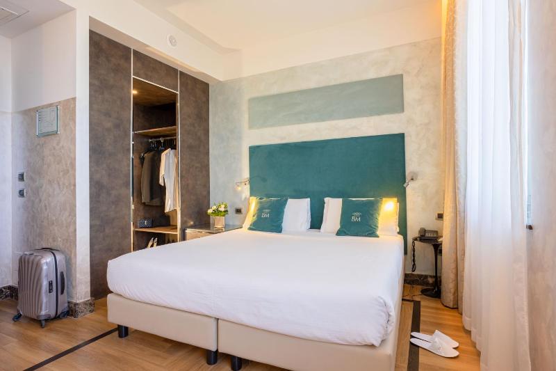 Two Connecting Double Rooms image 3
