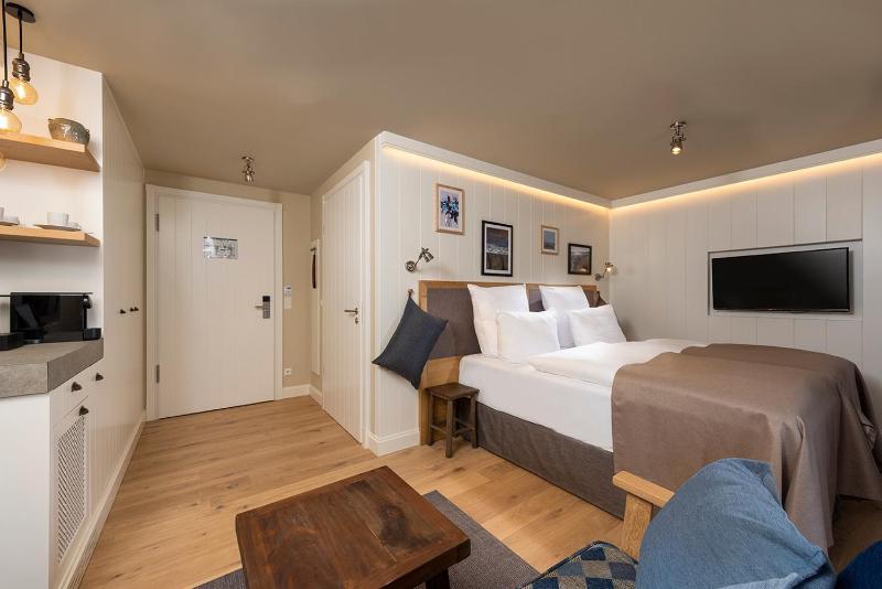 Double Room - Disability Access image 3