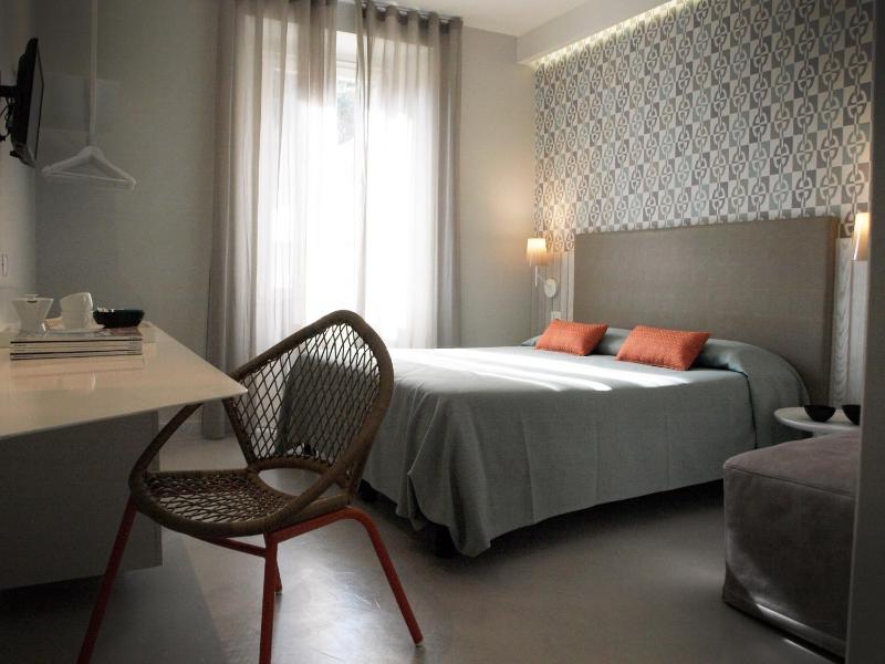 Double or Twin Room with Terrace image 3