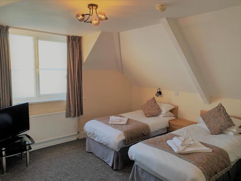 Twin Room with Sea View image 1