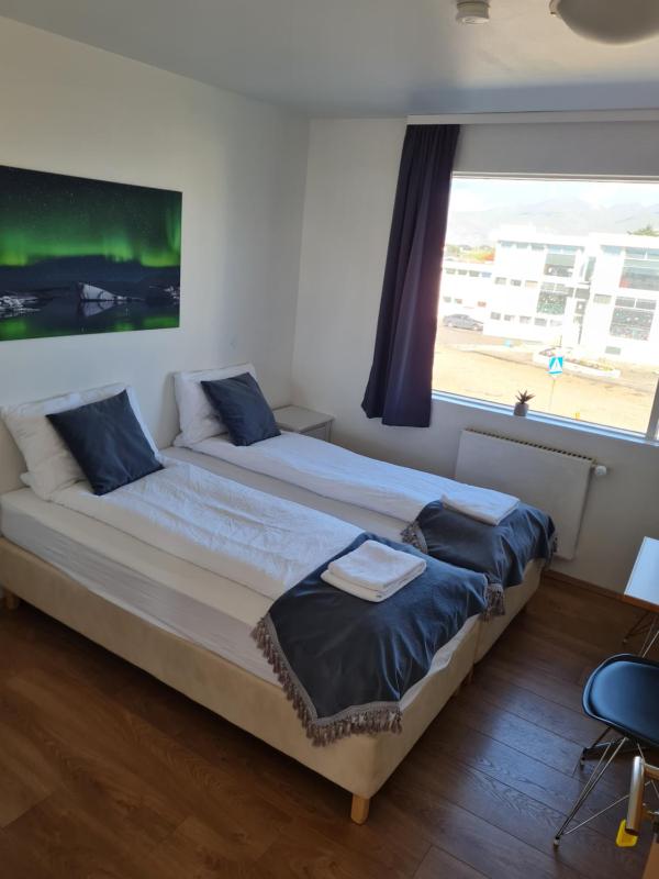 Double or Twin Room with Shared Bathroom - Main Building image 4