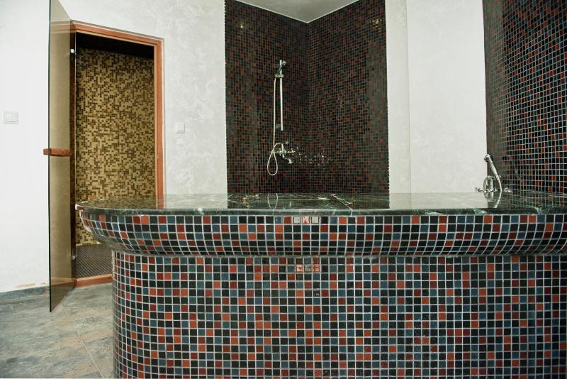 Admiral Plaza Holiday Apartments - image 12