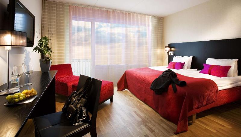 Premium King Room image 1