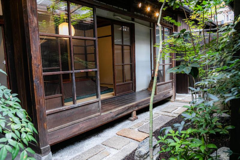 OKI's Inn - image 7