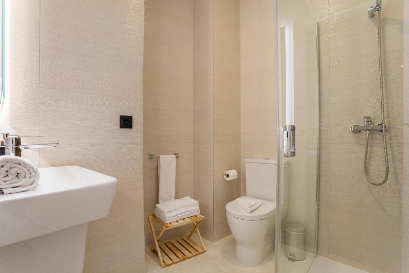 Genteel Home Goyeneta - image 2