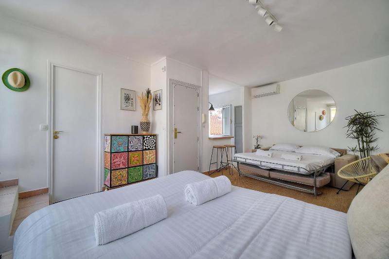 Upstays - Splendid Terrace - Studio - Central - image 8