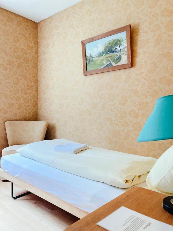 Budget Single Room image 3