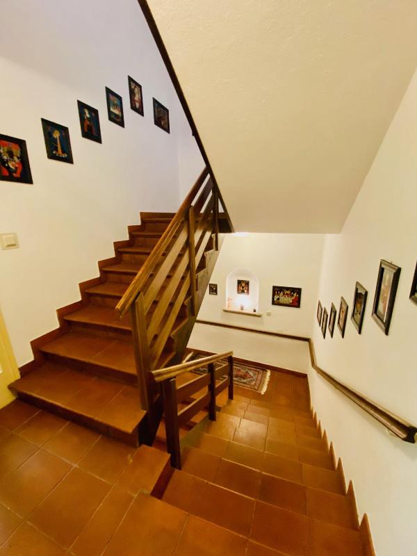 Classic Quadruple Room image 2