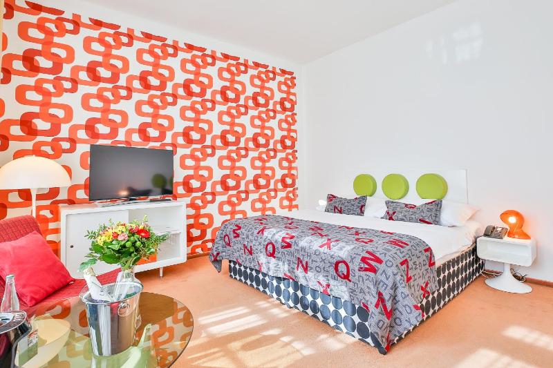 Standard Double Room image 4