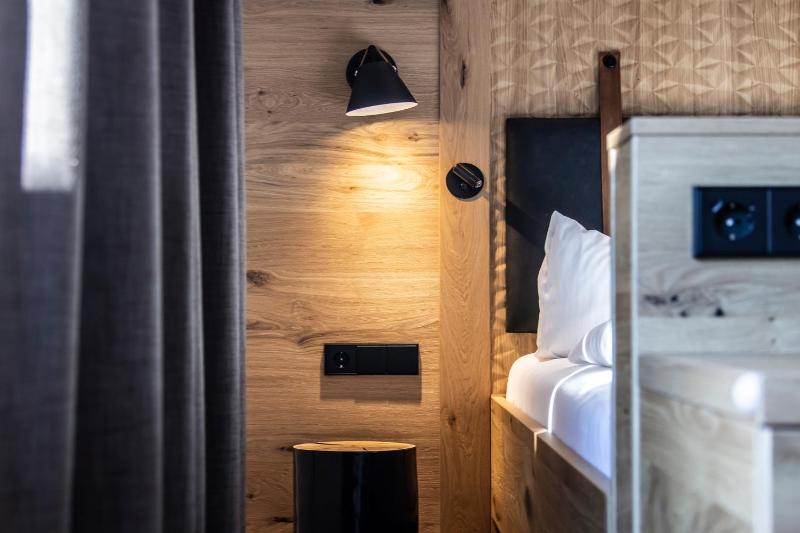 Double Room with Balcony image 1