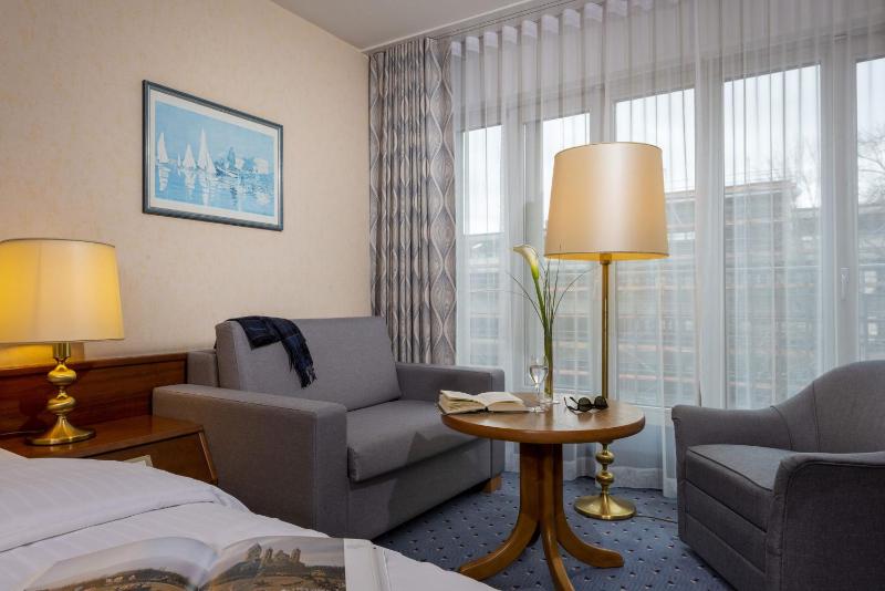 Comfort Double or Twin Room image 3