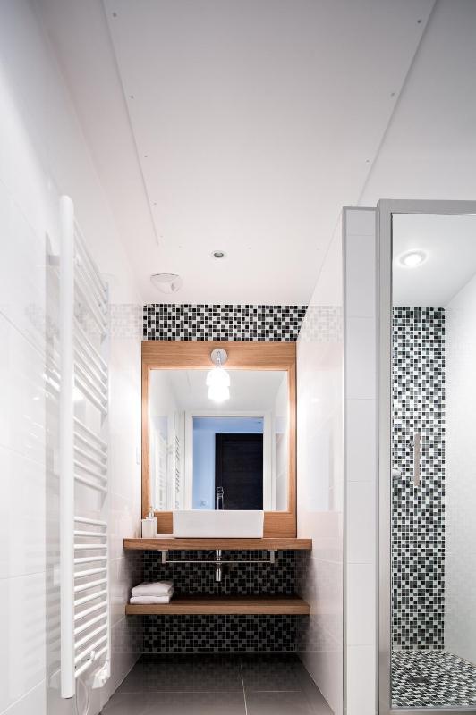 Two-Bedroom Apartment without Hot Tub image 3