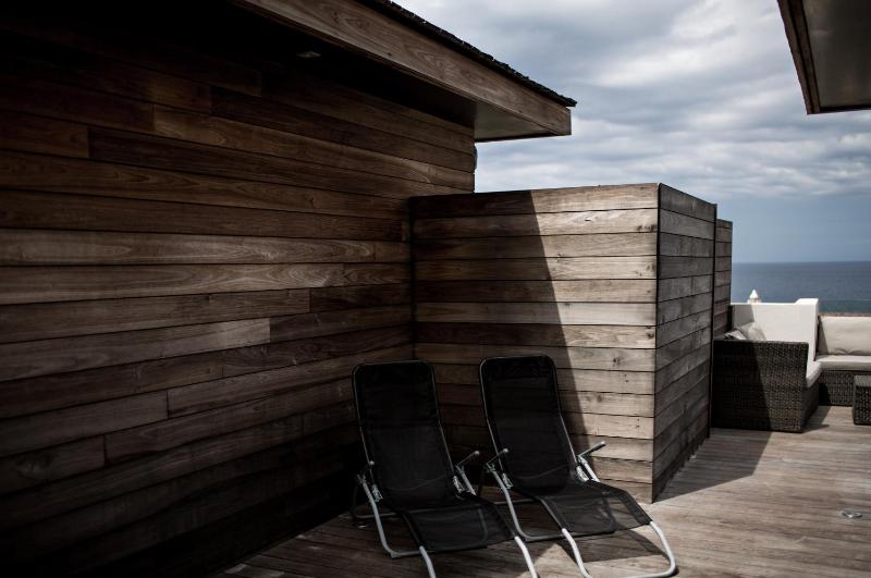 Superior Duplex Apartment with Hot Tub image 3