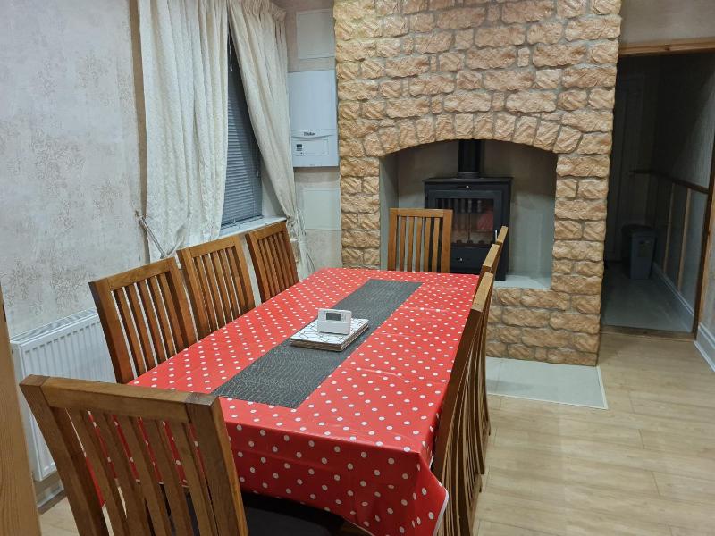 Cheerful 4-bedroom holiday home close to the Sea(Sherbourne Home) - image 18
