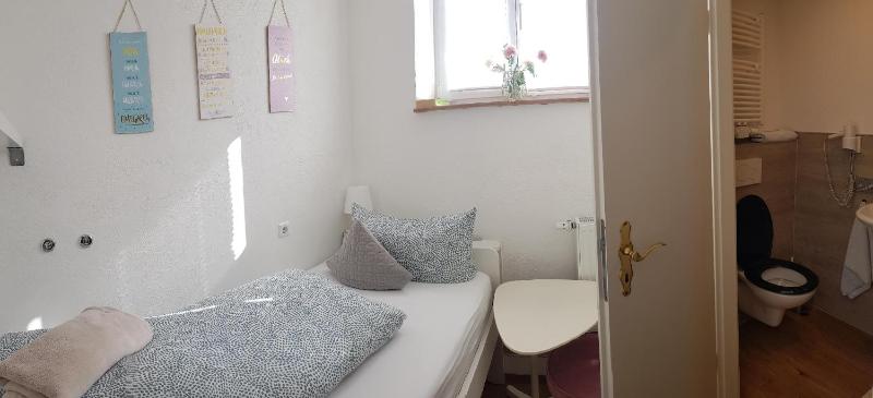 Small Single Room with Private Bathroom image 4