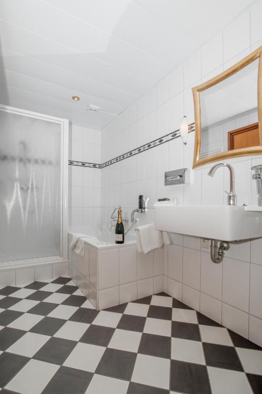 Suite with Balcony or Terrace image 4