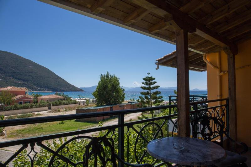 Studio with Sea View image 2