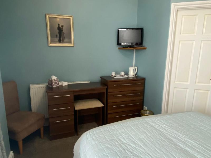 Double Room with Sea View image 4