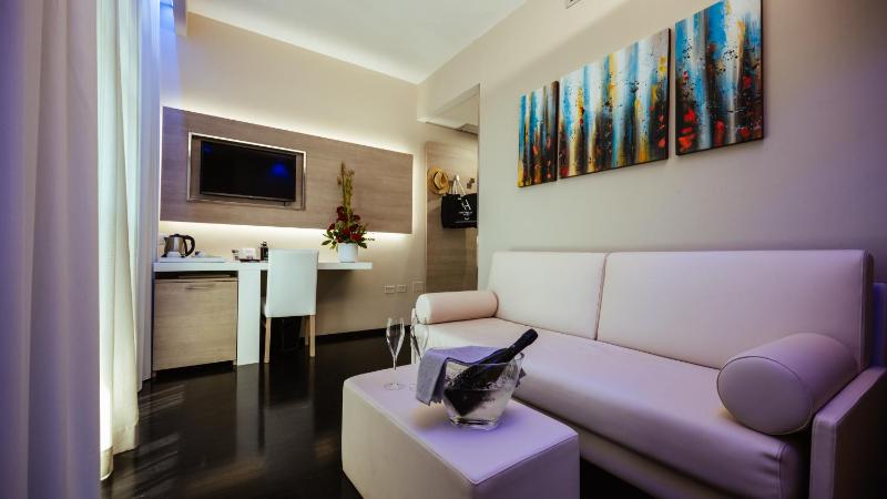 Junior Suite image 4