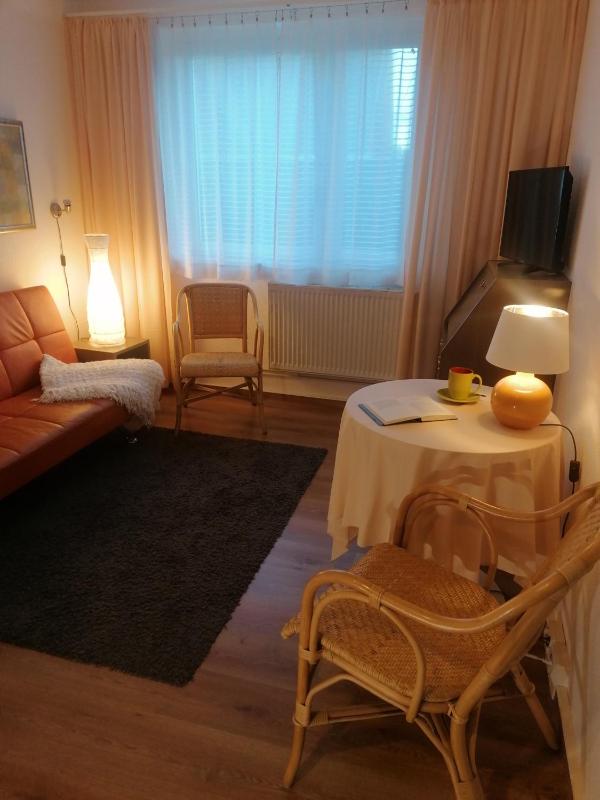 Double Room with connecting door image 1