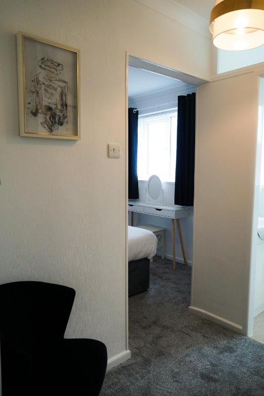 The Sandpiper Guest House - image 13