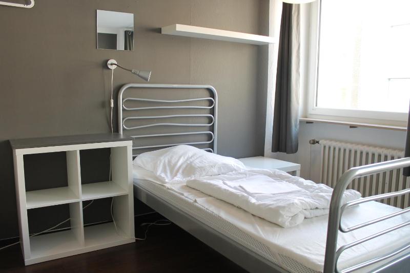 Single Room with Shared Bathroom image 1