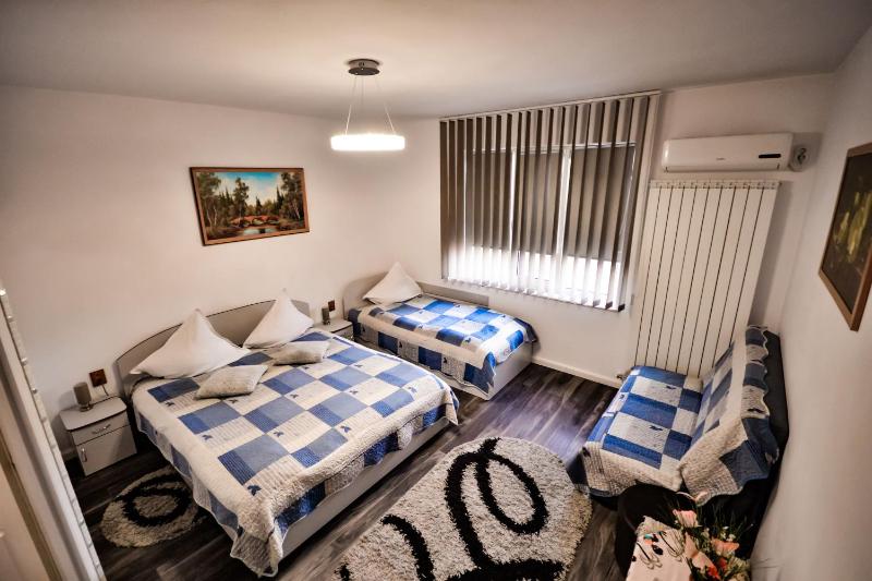 Triple Room image 4