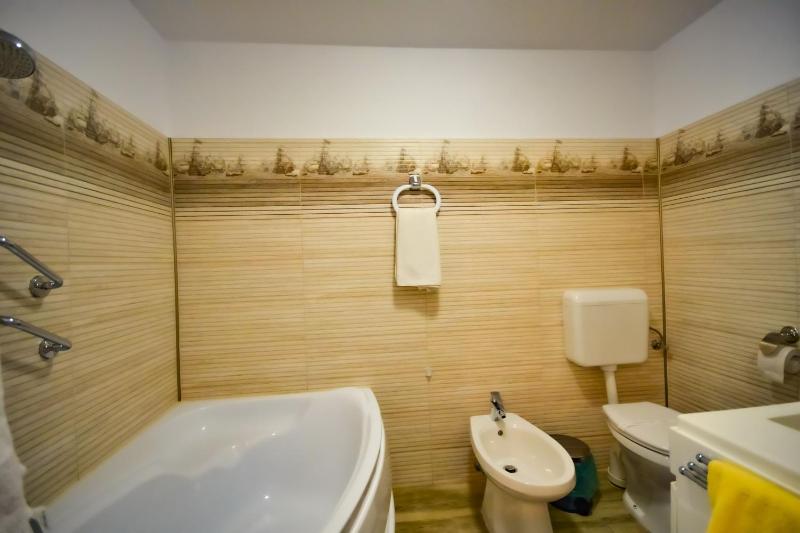 Special Offer - Single Room image 4
