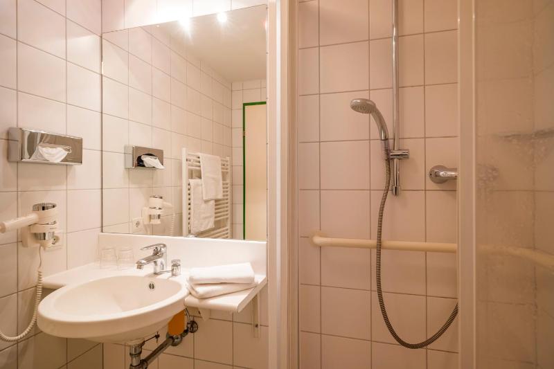 Small Single Room - Groundfloor  image 4