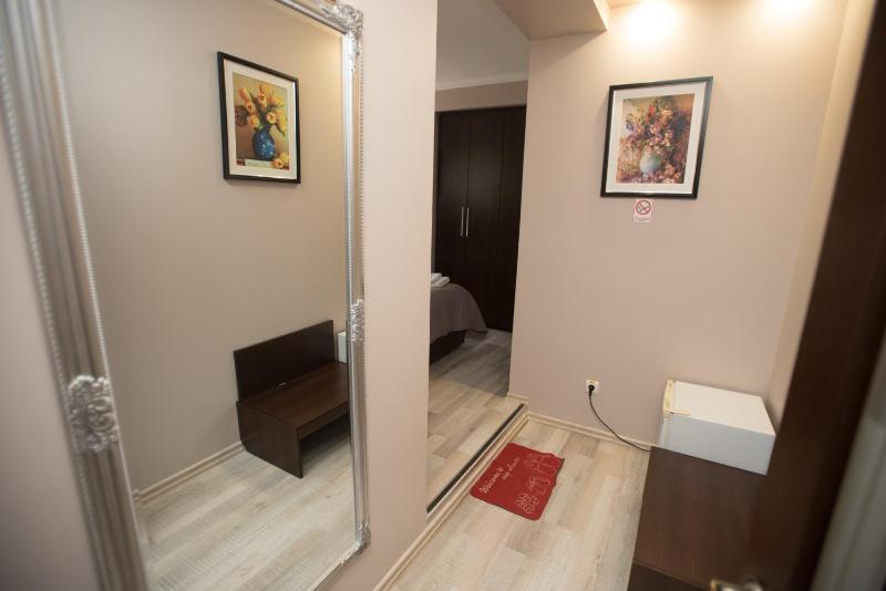 Double or Twin Room image 2