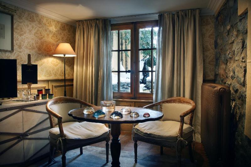 Superior Double Room image 3