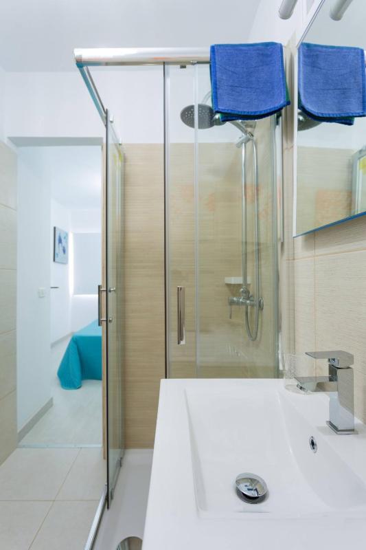 Delicious Los CristianosAchacay2bdr 2bathr Beach close wifi free - image 9