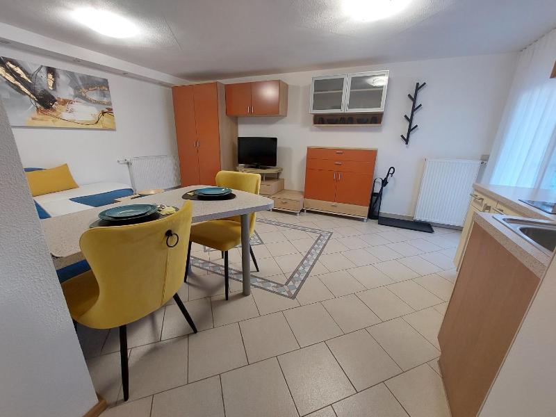 Apartments Vesna - image 12