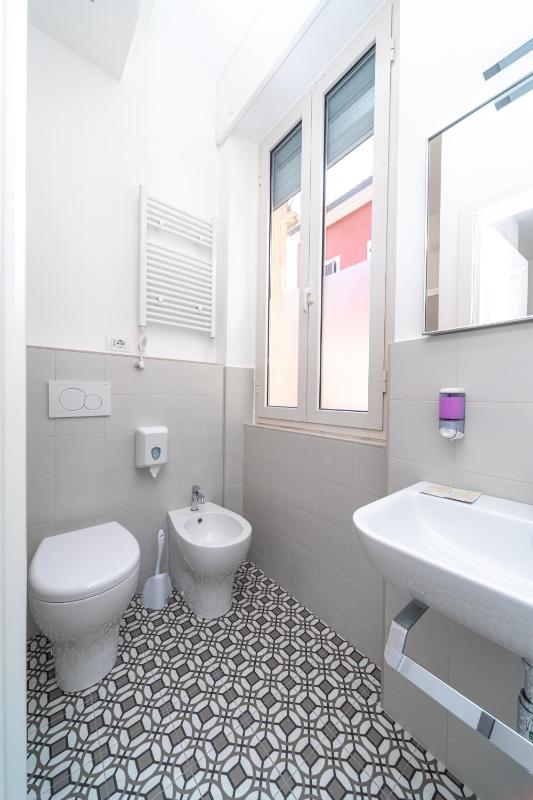 Seven Rooms - image 6