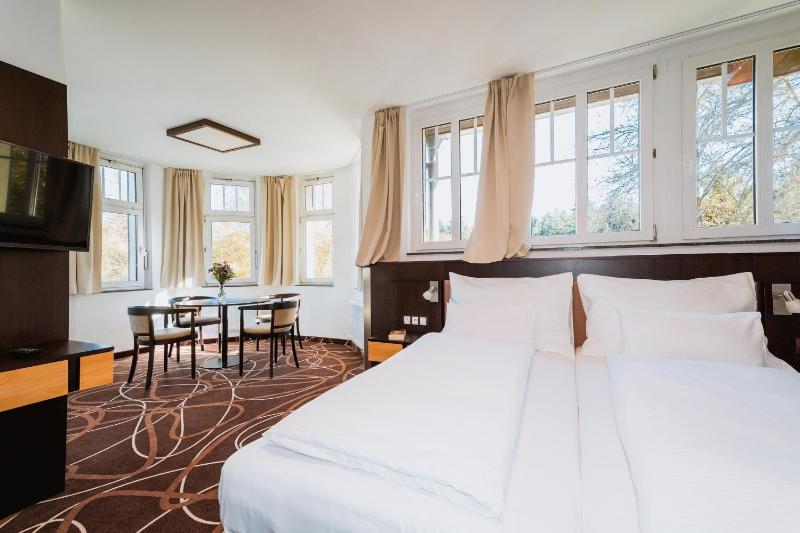 Hotel Hubertus - image 7