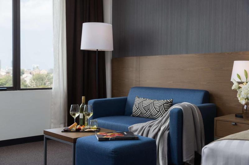 Superior Queen Room image 3