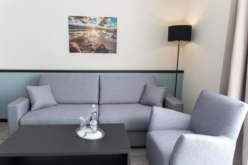 Double or Twin Room image 3