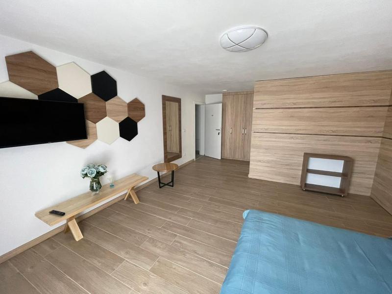 Large Double Room image 2